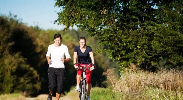 Koşu veya bisiklet - yağ yakmak için hangisi daha etkilidir